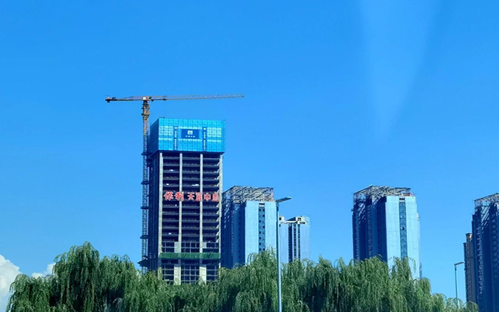 直冲天际  徐工塔机助建兰州超高层项目